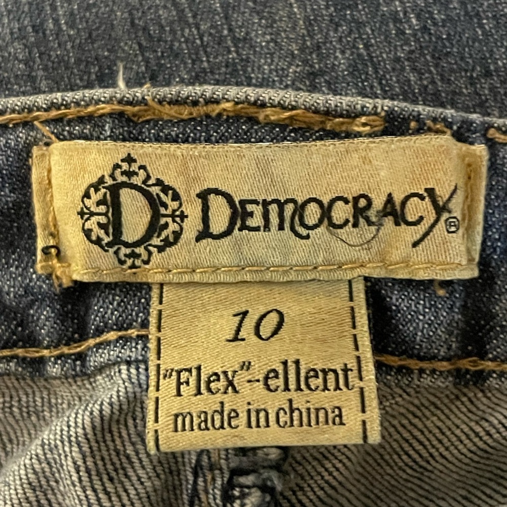 Democracy Women’s Straight Leg Jeans with Floral Embroidery - Blue - Picture 10 of 10